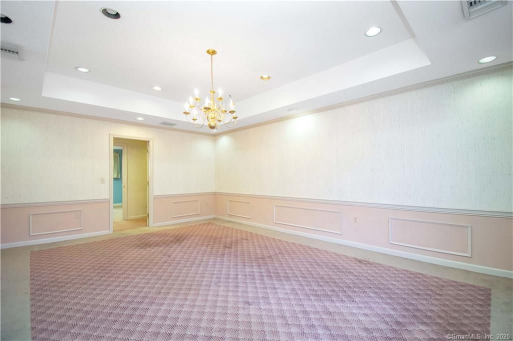 141 Hazard Ave, Enfield, CT 06082